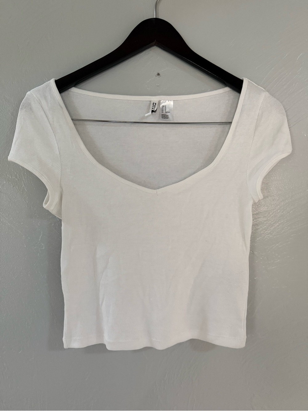 H&M White Ribbed Sweetheart Neck Crop Top Size Medium